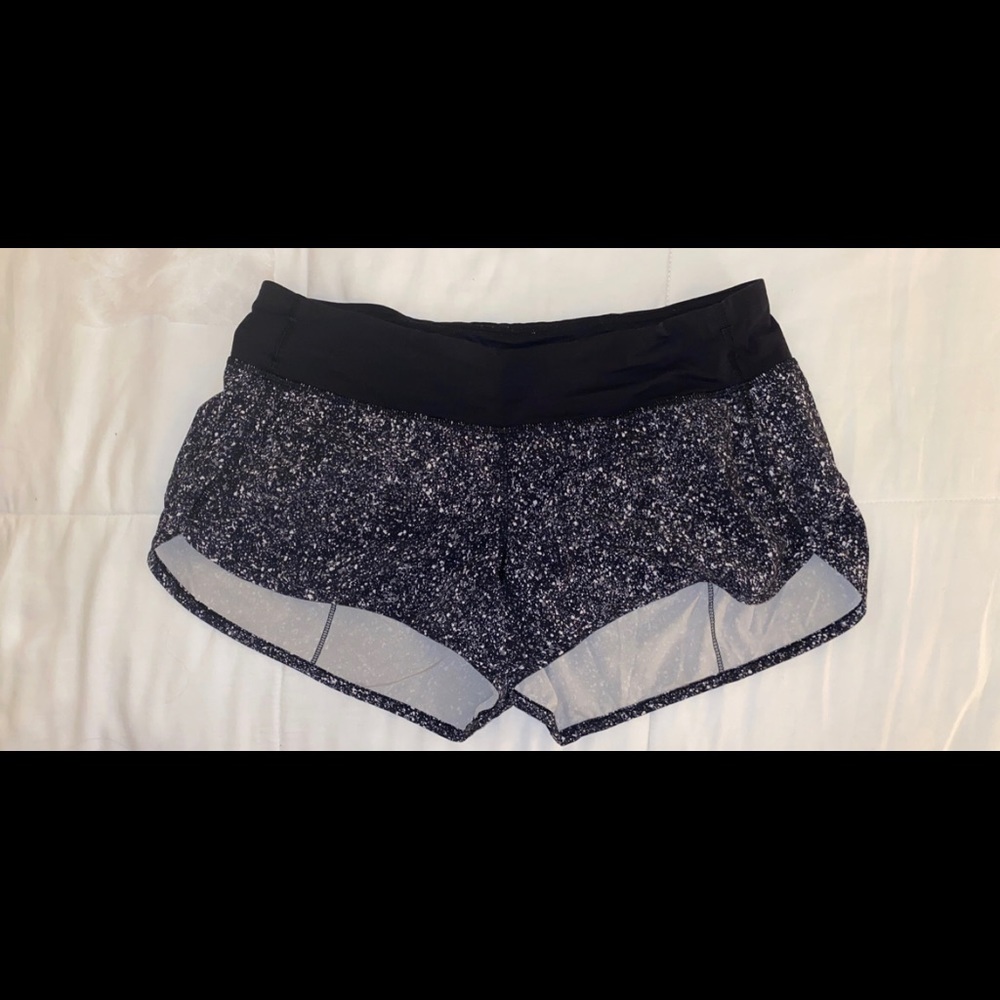 Lululemon Run Times Short 4’’- Black w/ Speckle